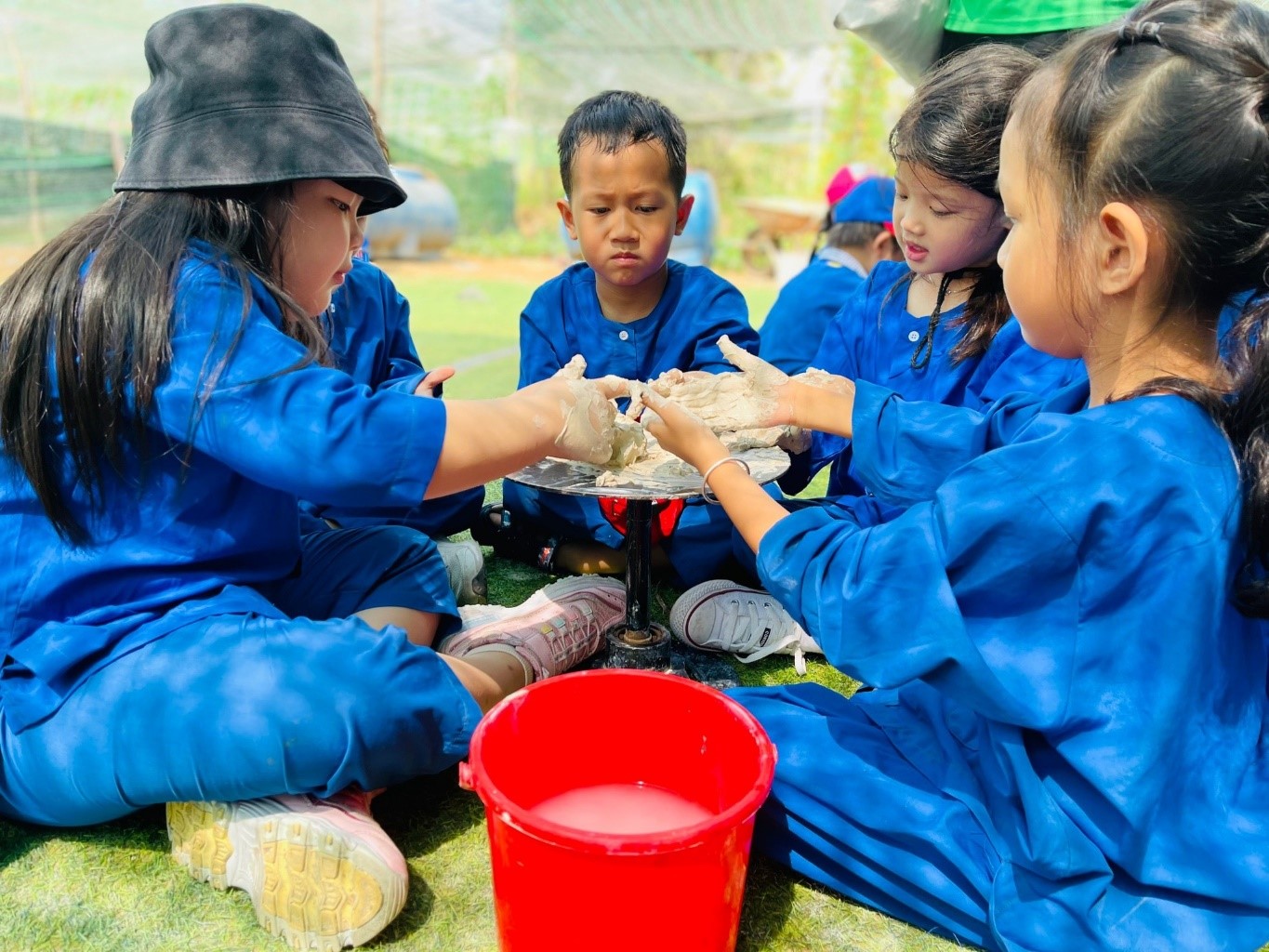 hoạt động cho bé vào dịp hè