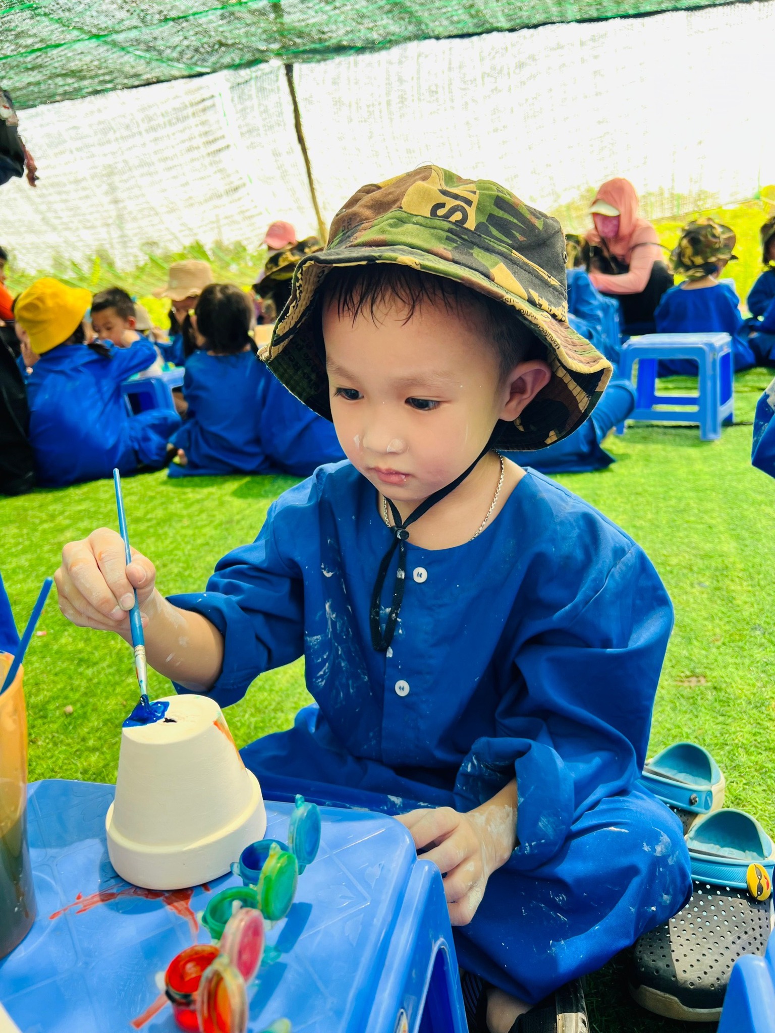 Mầm non dã ngoại